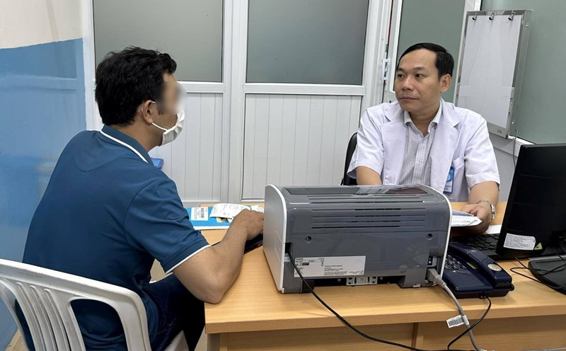 Phẫu thuật bằng robot điều trị ung thư đoạn cuối ống mật chủ.