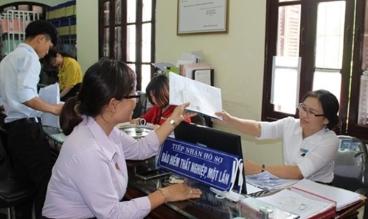 Cán bộ, công chức, viên chức công tác tại địa bàn xã Hợp Thành thuộc đối tượng được hưởng các chế độ theo quy định của Nghị định 116/2010/NĐ-CP. Ảnh minh họa: Hà Anh