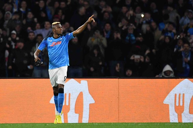 Victor Osimhen đang tìm bến đỗ mới sau khi không còn được trọng dụng tại Napoli. Ảnh: AFP