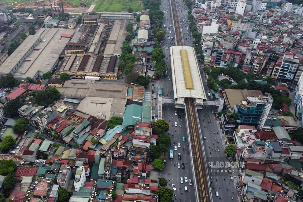 Tại dự án đầu tư xây dựng đường vành đai 2,5 đoạn từ Nguyễn Trãi (Quốc lộ 6) đến Đầm Hồng, UBND quận Thanh Xuân cho biết, đơn vị đã ban hành 681 thông báo thu hồi đất của các tổ chức và hộ gia đình, cá nhân thuộc dự án này.