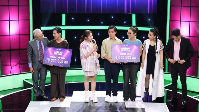 Bảo Cường thắng ở "Tuyệt kĩ tiếu lâm". Ảnh: NSX.