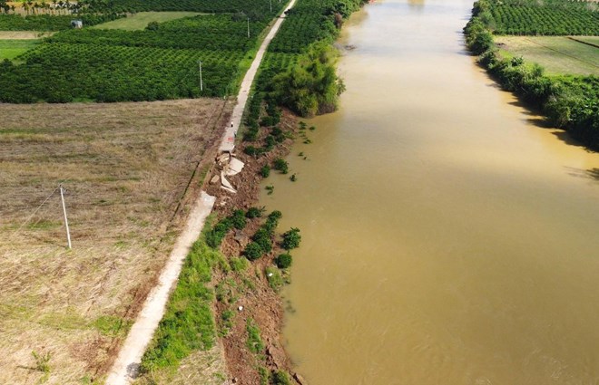 Sông Krông Nô, đoạn chảy qua địa bàn tỉnh Đắk Nông và Đắk Lắk. Ảnh: Bảo Lâm