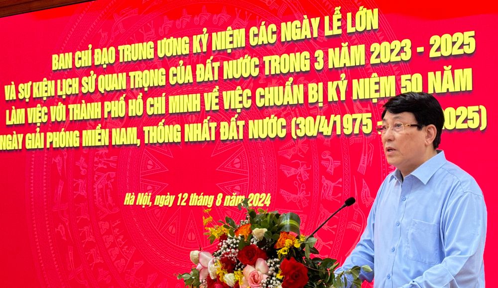 Politburo member, Standing member of the Secretariat Luong Cuong - Head of the Steering Committee - spoke at the Conference. Photo: T. Vuong