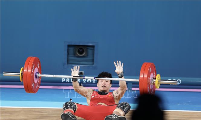 Lực sĩ Trịnh Văn Vinh của đoàn thể thao Việt Nam tại Olympic 2024. Ảnh: TTXVN 