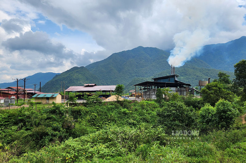 According to documents of the Party Committee of Tinh Tuc Tin Mine, the year the mine achieved the highest output was 1962, with a total of 619 tons of tin ore mined. By 1967, the number of workers at the mine peaked with a total of 3,000 people. These results contribute to turning this place into a place that lays the foundation for the non-ferrous metal mining industry in Vietnam.