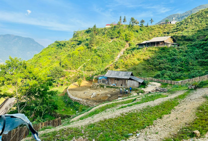 Bất động sản khu vực vùng ven Sa Pa được rao bán với "giá mềm". Ảnh: An Nhiên