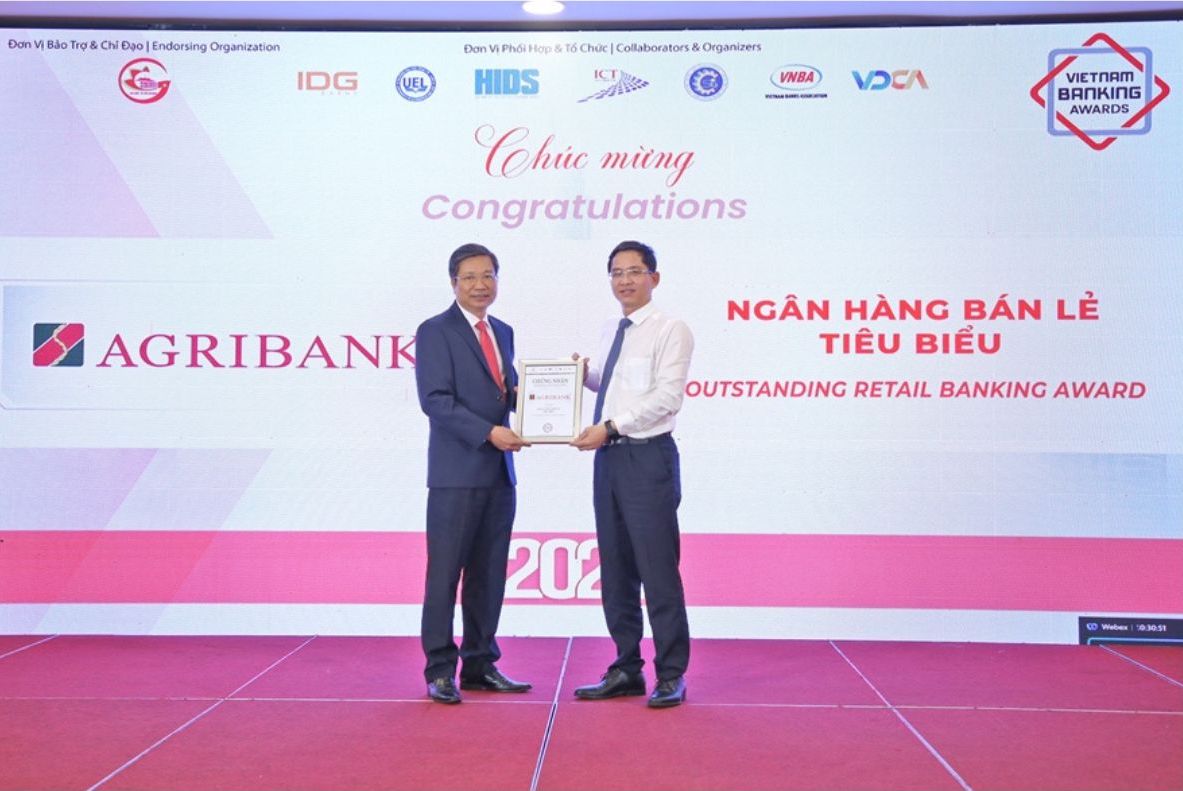 Agribank representative received the title "Outstanding Retail Bank" 2024