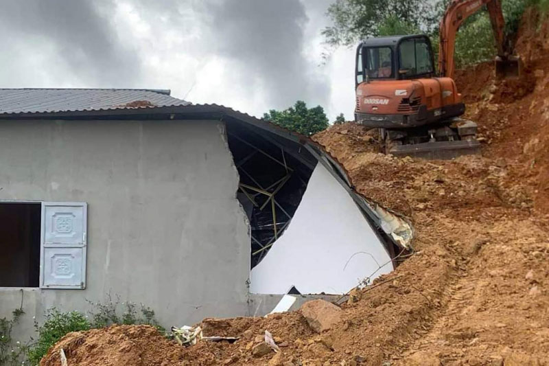 The scene of the landslide in Hai Luu commune, Song Lo district, Vinh Phuc province. Photo: NDCC