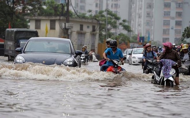 Hà Nội tăng cường chỉ đạo ứng phó mưa bão lũ