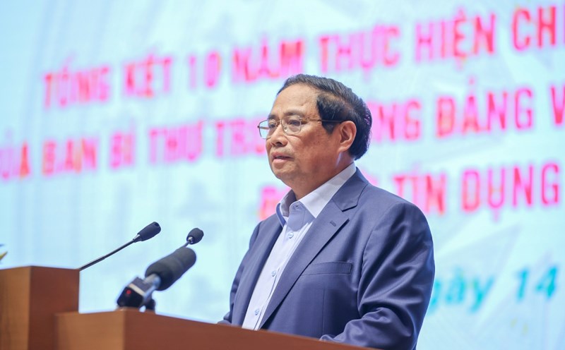 Thủ tướng Chính phủ Phạm Minh Chính chủ trì hội nghị về tín dụng chính sách xã hội. Ảnh: Nhật Bắc