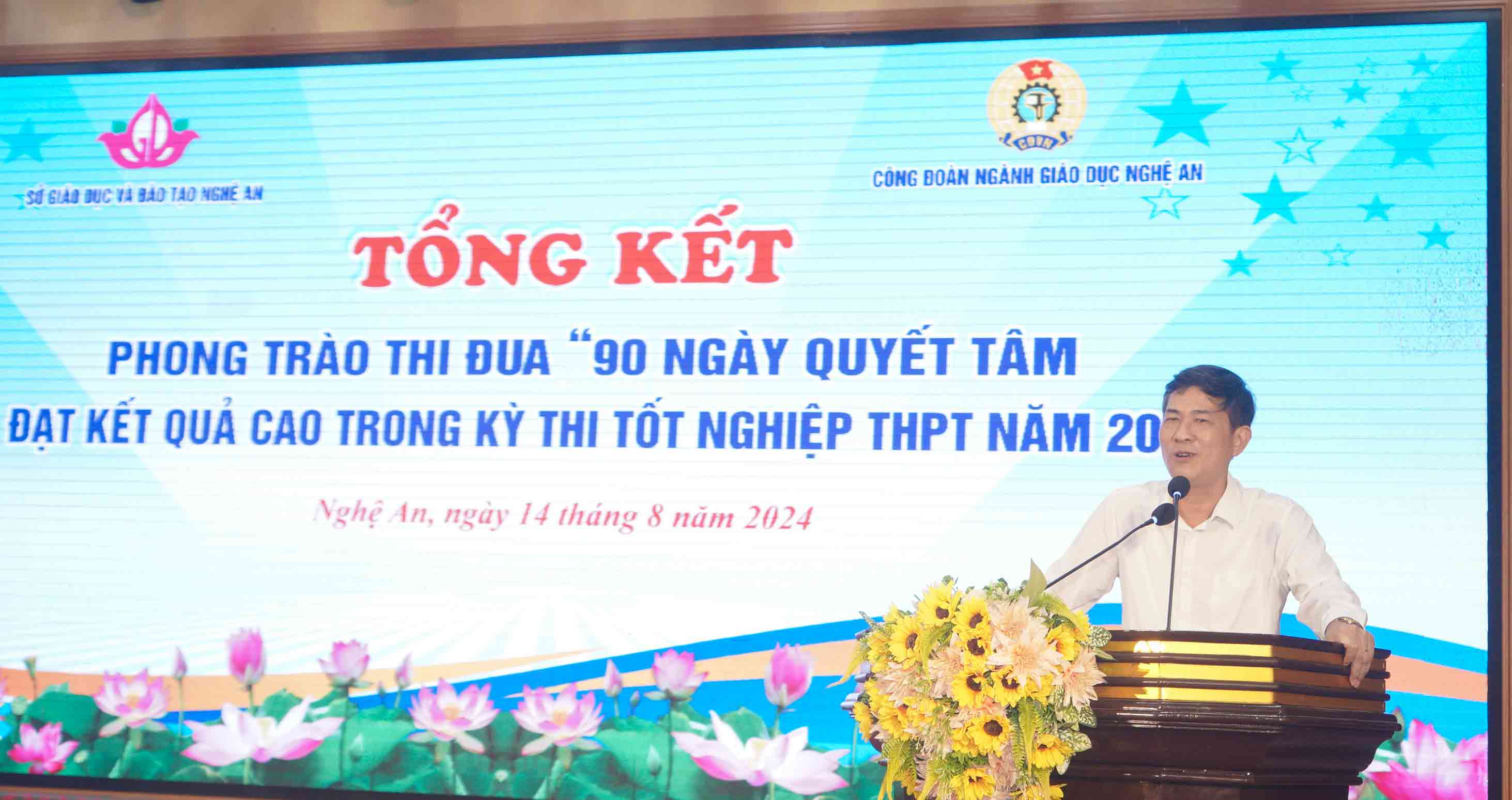 Mr. Thai Van Thanh - Director of the Department of Education and Training of Nghe An province spoke at the ceremony. Photo: Duy Chuong.