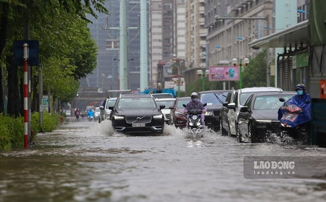 It is forecasted that the North will continue to have heavy to very heavy rain locally. Photo: Tung Giang