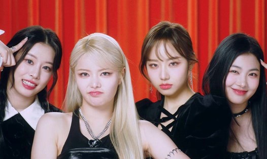 Nhóm Fifty Fifty cũ gồm Sio, Keena, Saena, Aran. Ảnh: Attrakt