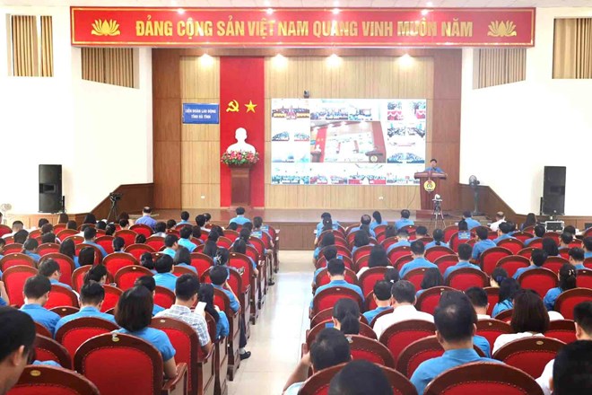 Gần 2.600 cán bộ công đoàn Hà Tĩnh được tập huấn nghiệp vụ
