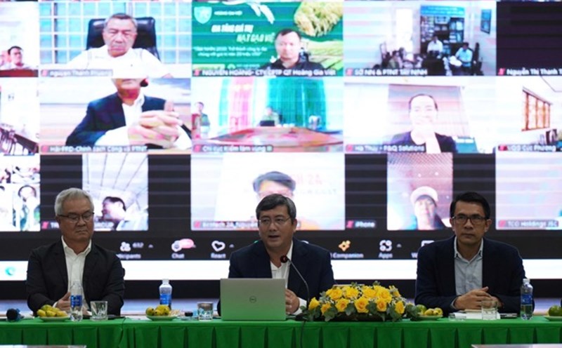 Tọa đàm với chủ đề “Tín chỉ Carbon và nguồn nhân lực cho thị trường tín chỉ Carbon”. Ảnh: NGUYỄN LY