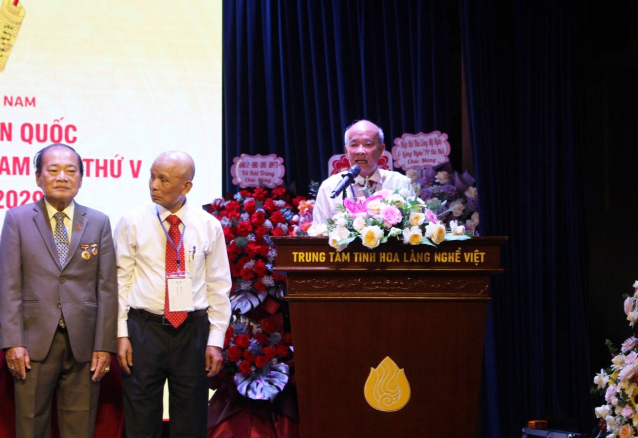 Mr. Trinh Quoc Dat spoke at the ceremony. Photo: Thach Luu