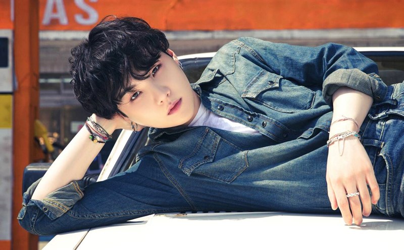 Nam thần tượng Kpop Suga nhóm BTS. Ảnh: Big Hit