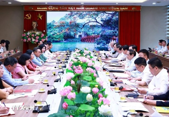 Thủ tướng làm việc với Hà Nội về nhiều nội dung quan trọng