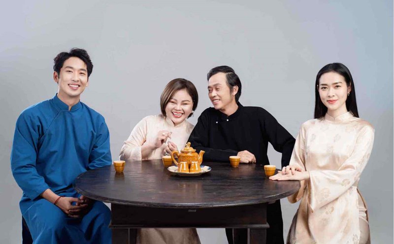Bộ ảnh mới của NSƯT Hoài Linh và dàn diễn viên phim “Làm giàu với ma”. Ảnh: NSX