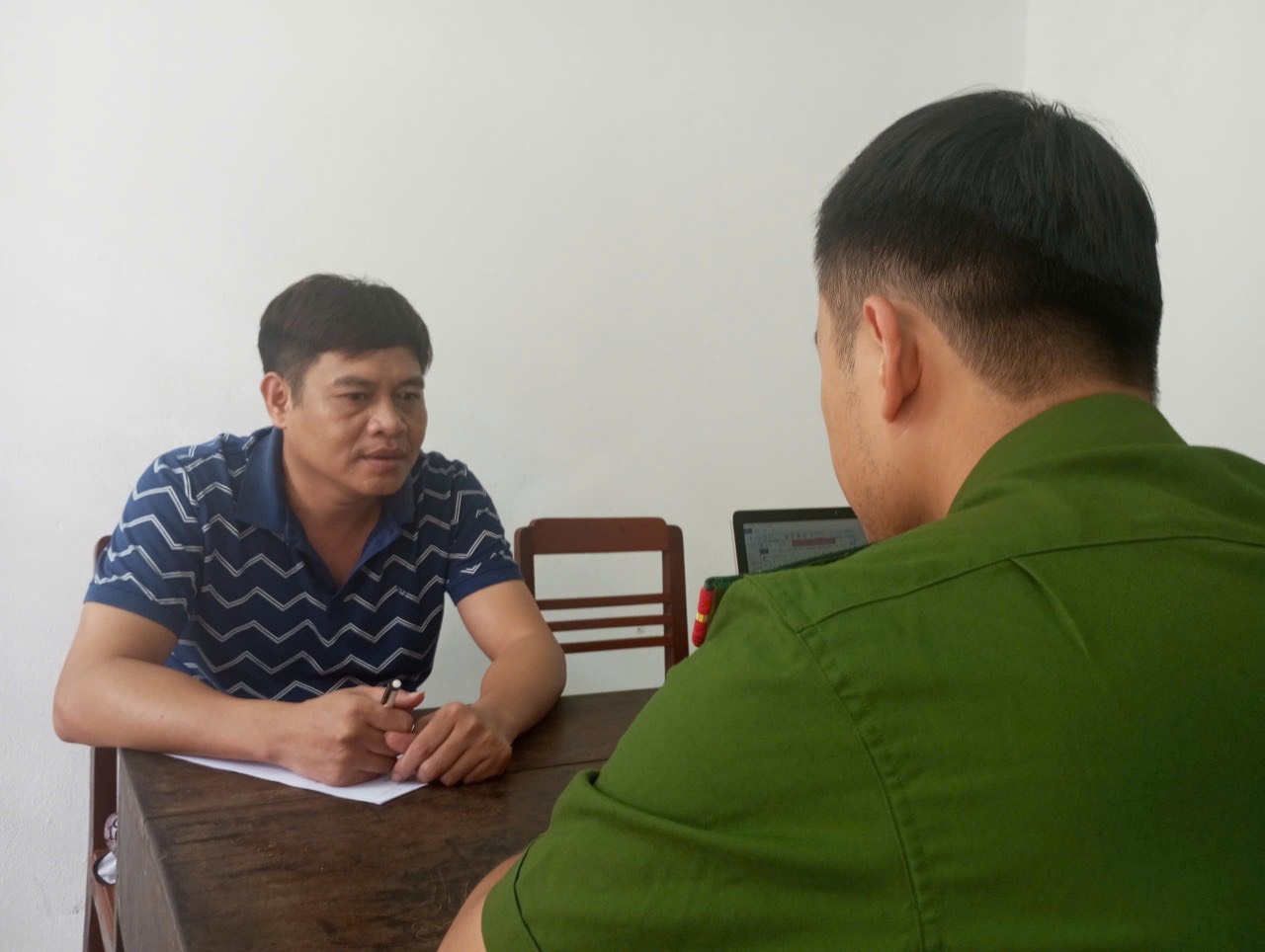 Đối tượng Bùi Anh Tuấn bị Cơ quan Cảnh sát điều tra Công an thành phố Ninh Bình bắt giữa về hành vi "Cưỡng đoạt tài sản". Ảnh: Công an thành phố Ninh Bình