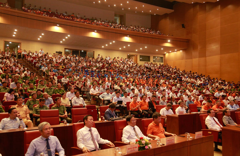 Bình Định quyết tâm trở thành trung tâm trí tuệ nhân tạo (AI) của cả nước. Hội nghị về AI lần đầu tổ chức ở tỉnh thu hút hàng ngàn người tham dự. Ảnh: Sở TTTT Bình Định