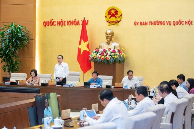 Phiên họp chuyên đề pháp luật tháng 8.2024 cho ý kiến đối với 10 dự án Luật. Ảnh: Quốc hội