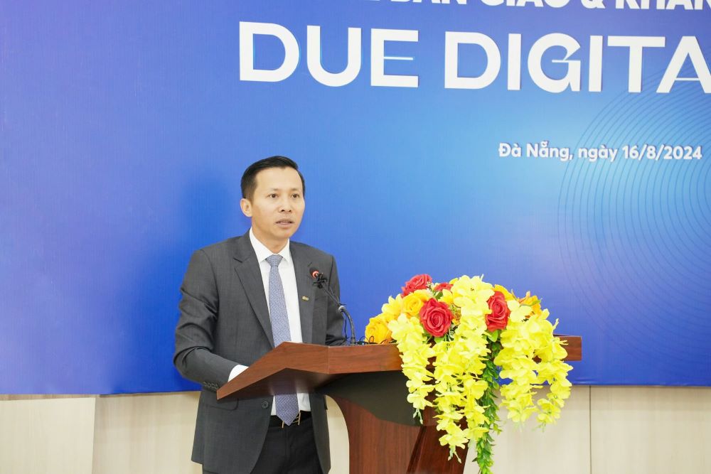 Mr. Pham Nhu Anh - CEO of MB hopes that Digital Hub will help students better understand how to operate digital banks. Photo: MB.