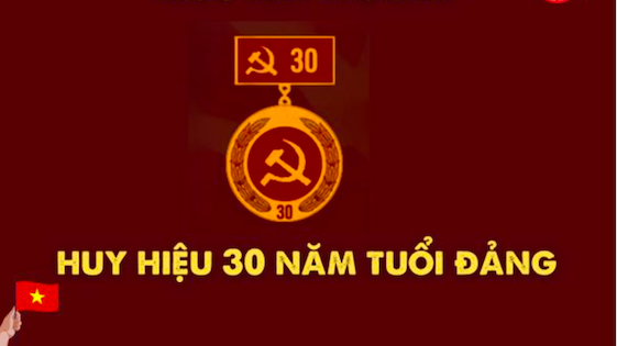 Huy hiệu Đảng 65 năm có tiền thưởng kèm theo bằng 6,0 lần mức tiền lương cơ sở. Ảnh minh họa: Nguyễn Ly.

