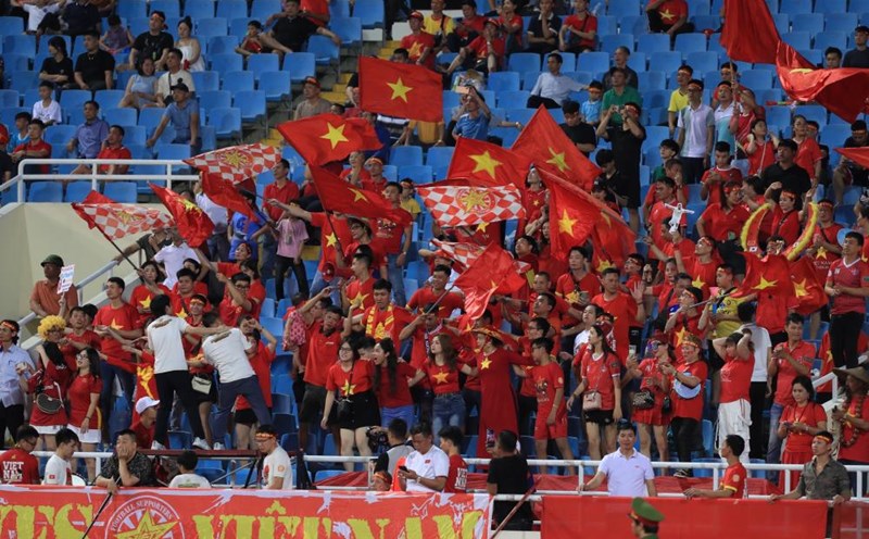 Sân Mỹ Đình tổ chức giải giao hữu quốc tế 2024 có sự tham dự của tuyển Việt Nam, Thái Lan, Nga. Ảnh: Minh Dân