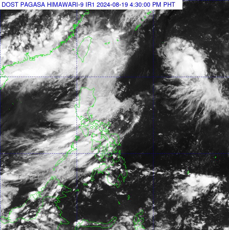 Ảnh vệ tinh bão Jongdari (Dindo) vào hồi. Ảnh: PAGASA