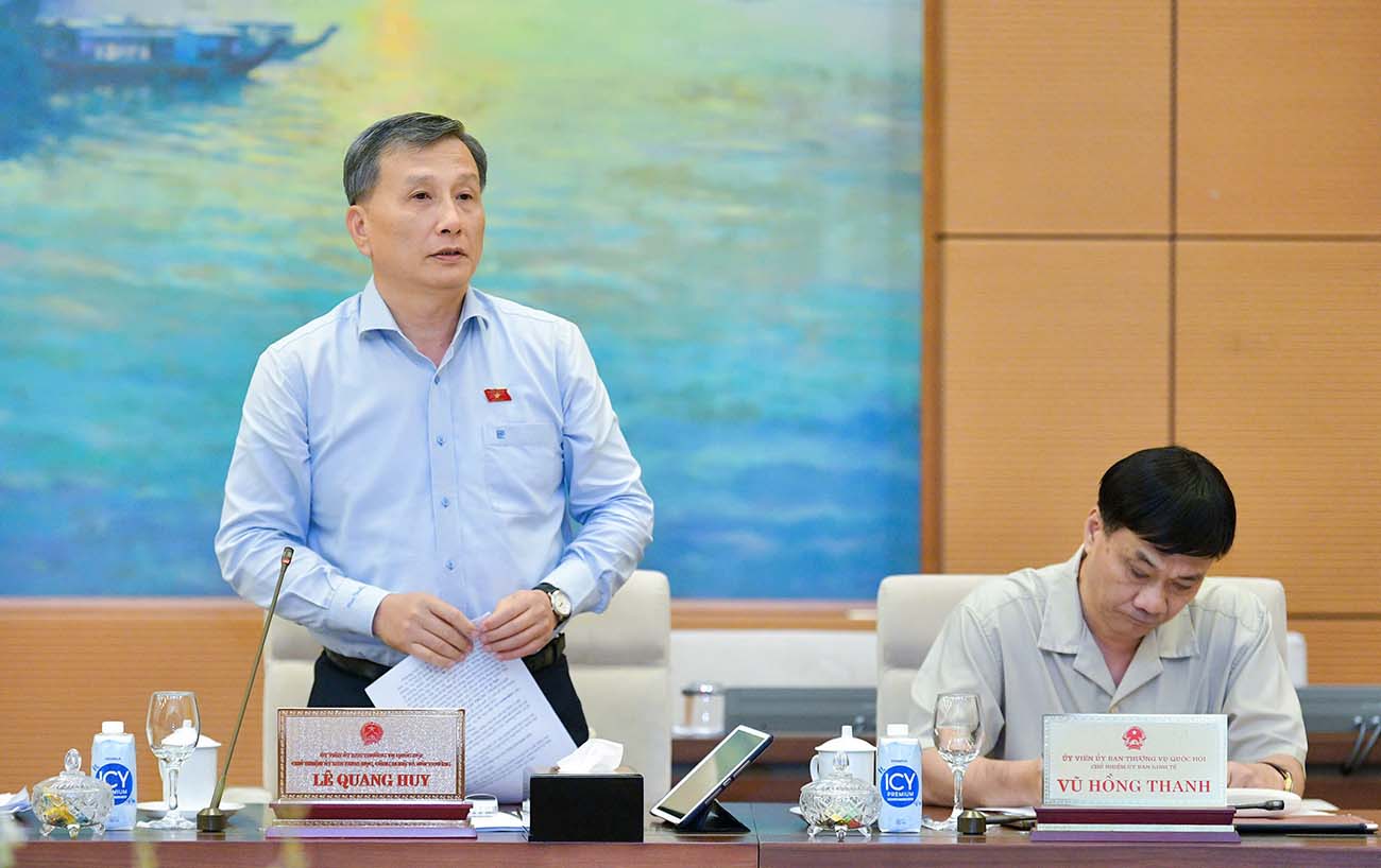 Chairman of the Committee for Science - Technology - Environment Le Quang Huy. Photo: Quochoi.vn