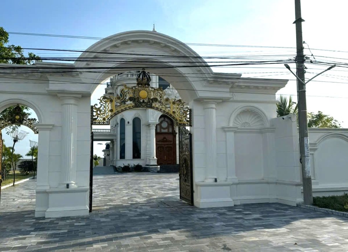 Construction violations mentioned above. Photo: CQCN