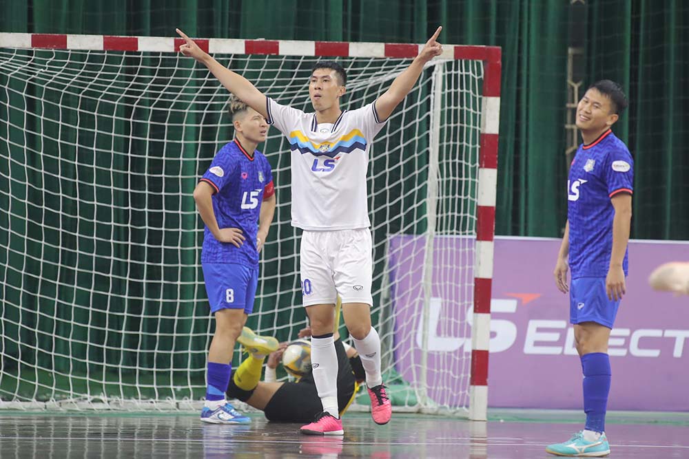 Thinh Phat scored the equalizer for Thai Son Nam Ho Chi Minh City. Photo: HFF