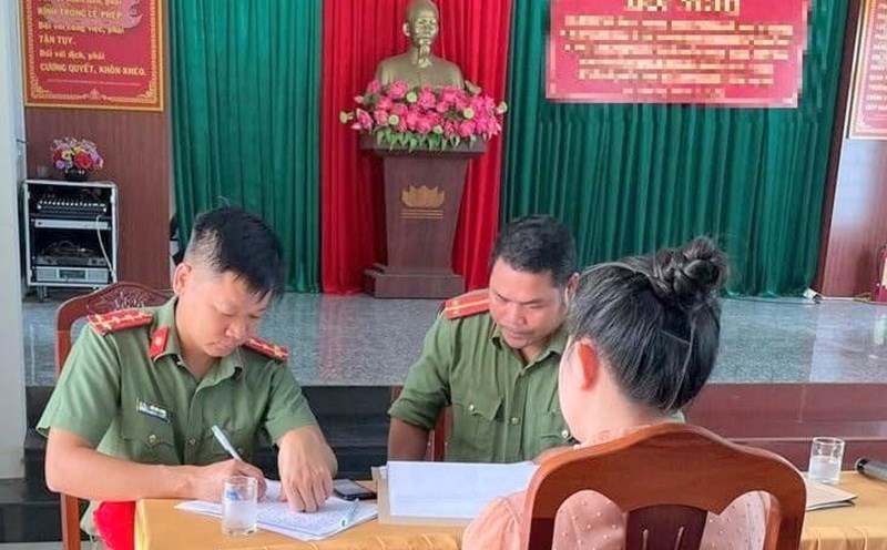 Cơ quan chức năng xử phạt hành chính một người vì tổ chức các hoạt động mê tín dị đoan. Ảnh: Công an TP Gia Nghĩa, Đắk Nông