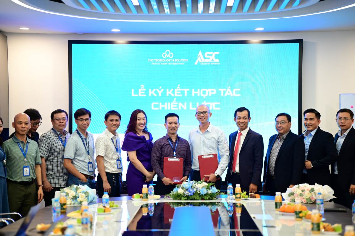 Công ty TNHH Tổng Công ty Công nghệ và Giải pháp CMC (CMC TS) và Công ty Cổ phần Tiến bộ Sài Gòn (ASC) ký kết hợp tác chiến lược. Ảnh: CMC