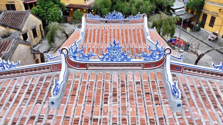 Close-up of Cau Pagoda roof details. Photo: Mai Thanh Chuong