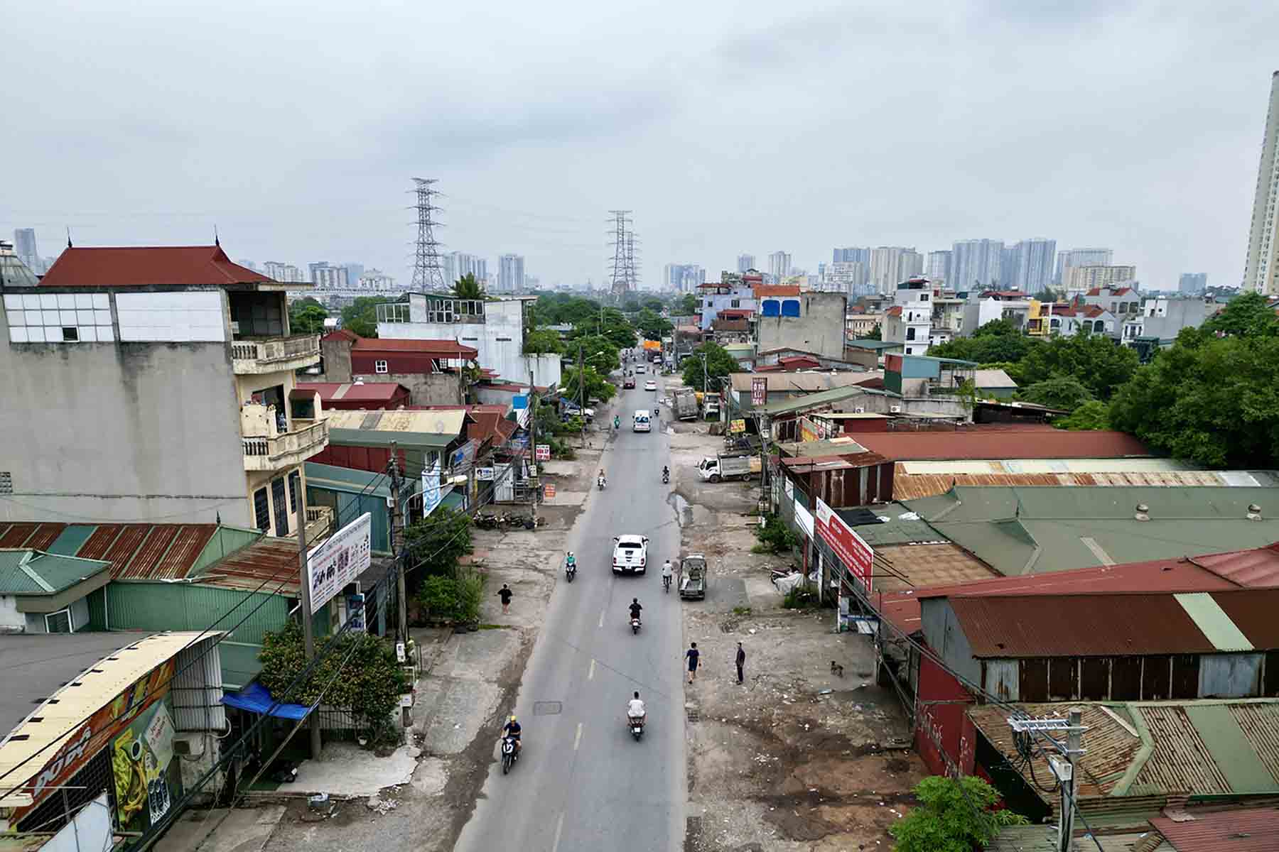 Dự án do UBND quận Hoàng Mai làm chủ đầu tư, khởi công từ năm 2016, kế hoạch hoàn thành sau 3 năm. Tuy nhiên, đến nay vẫn chưa thể triển khai thi công do vướng mắc trong công tác giải phóng mặt bằng.