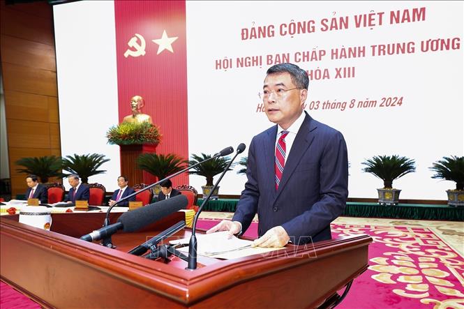 Mr. Le Minh Hung, Politburo member, Secretary of the Party Central Committee, Head of the Central Organizing Committee spoke. Photo: TTXVN