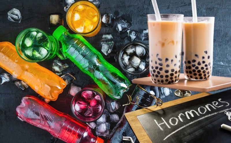 Một số loại đồ uống có ảnh hưởng đến nội tiết tố. Đồ họa: Hạ Mây