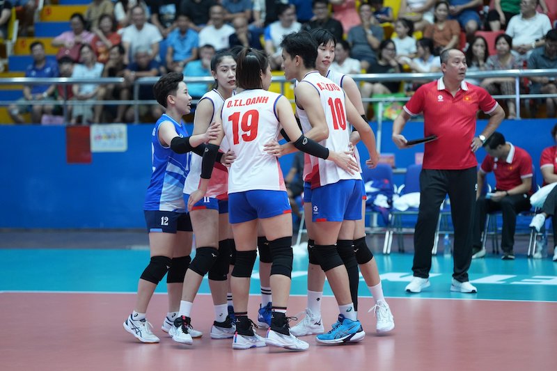 The Vietnamese women's volleyball team no longer dominates its opponents. Photo: VFV