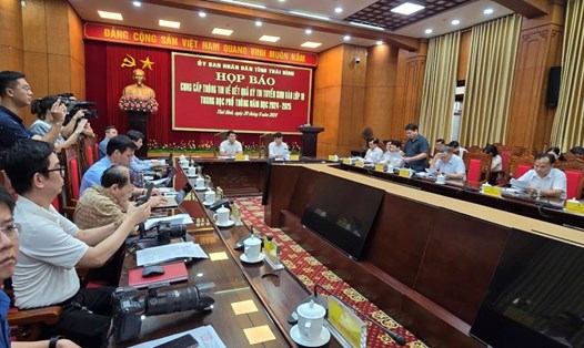 Toàn cảnh buổi họp báo do UBND tỉnh Thái Bình tổ chức. Ảnh: Trung Du