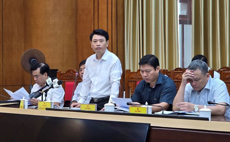 Ông Đặng Xuân Phong - Phó Giám đốc Sở Giáo dục và Đào tạo Thái Bình phát biểu tại buổi họp báo. Ảnh: Trung Du