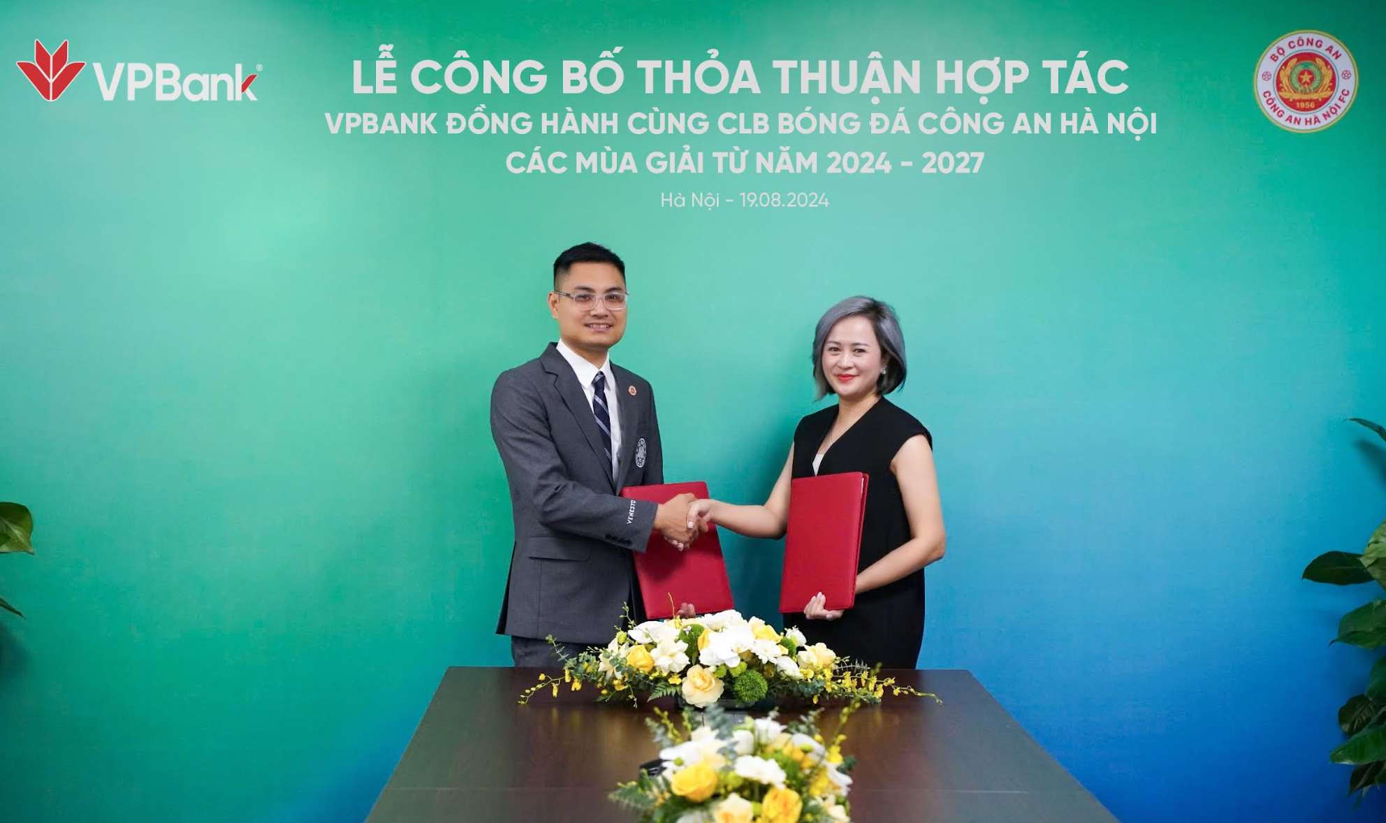 VPBank đồng hành CLB Bóng đá Công an Hà Nội phát triển tài năng bóng đá trẻ.