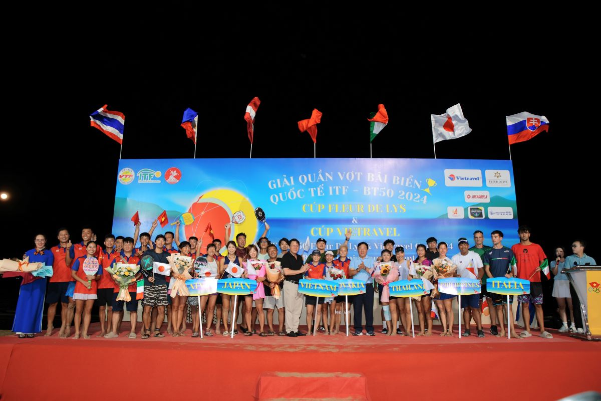 The ITF - BT50 - 1 Fleur De Lys Cup 2024 international beach tennis tournament attracted 36 players to participate in Quy Nhon. Photo: VTF