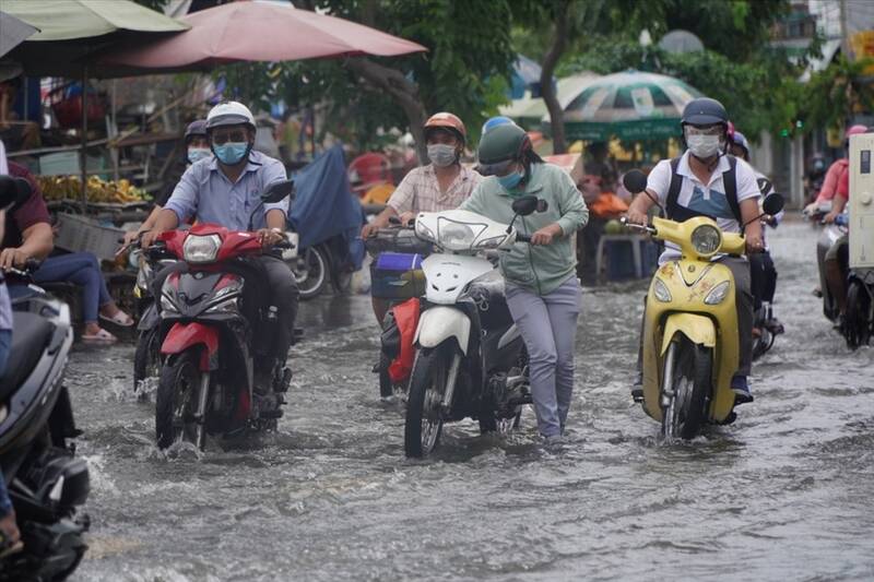 Mưa dông sẽ quay trở lại Nam Bộ từ ngày mai 22.8. Ảnh minh họa: Nguyên Chân