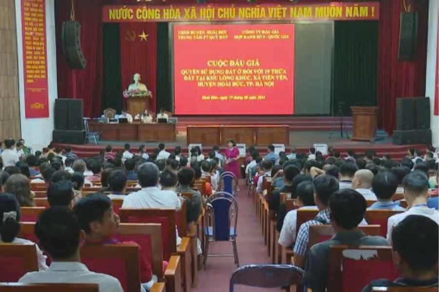 Liệu có bất thường trong phiên đấu giá đất ở Hoài Đức?