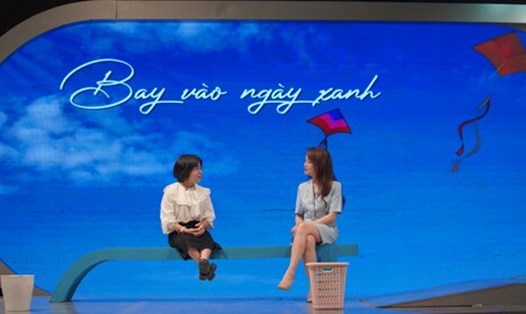 Cô gái trẻ Hoàng Thị Phương đã đi một hành trình dài với sứ mệnh lan tỏa yêu thương và chưa hề có ý định dừng lại. Ảnh: VTV