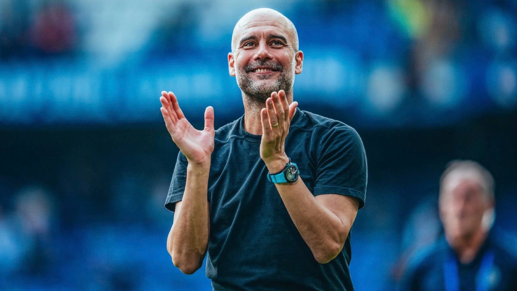 Pep Guardiola vui mừng sau chiến thắng 2-0 của Man City trước Chelsea.  Ảnh: MC 