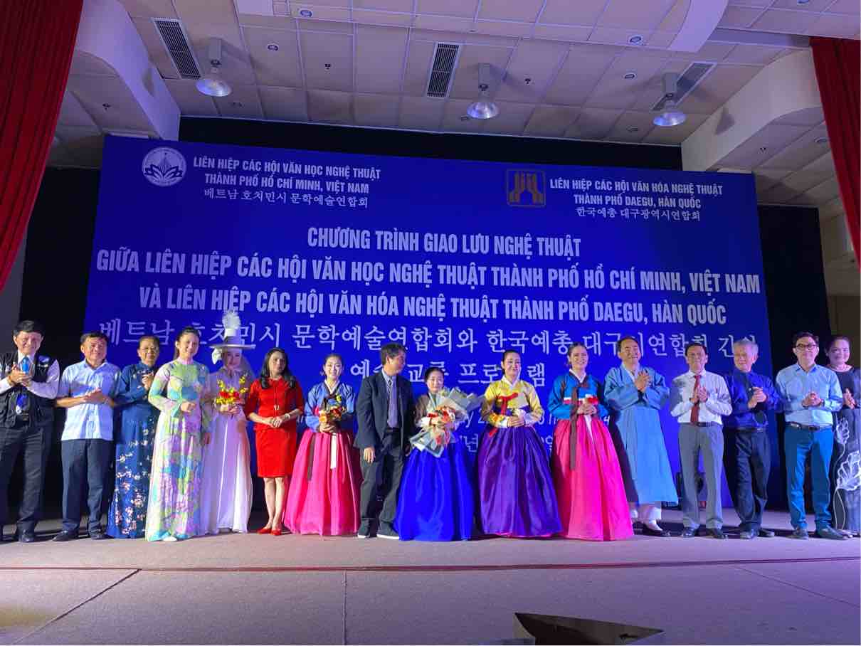 Chương trình giao lưu văn hóa nghệ thuật TPHCM và thành phố Daegu (Hàn Quốc). Ảnh La Huế