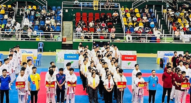 Giải karate năng khiếu trẻ TPHCM 2024 với sự tham dự của trăm vận động viên. Ảnh: Liên đoàn karate TPHCM